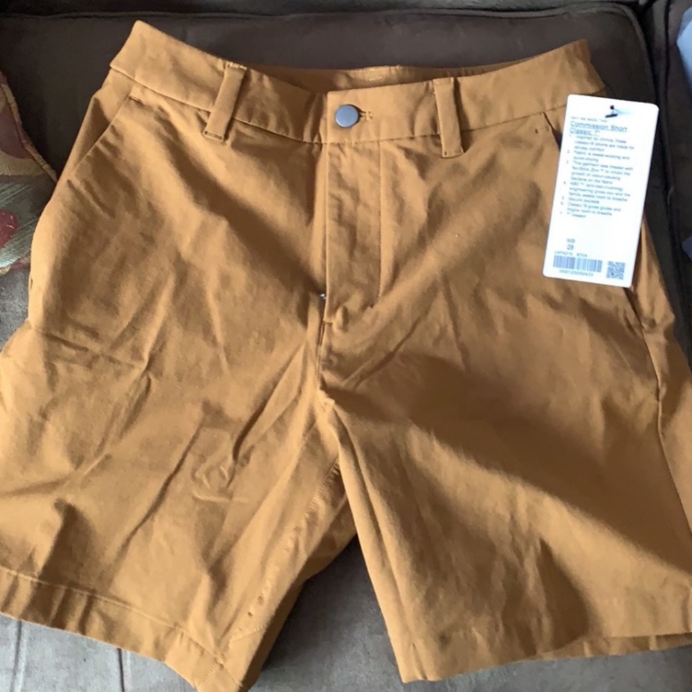 Commission Short Classic 7 inch